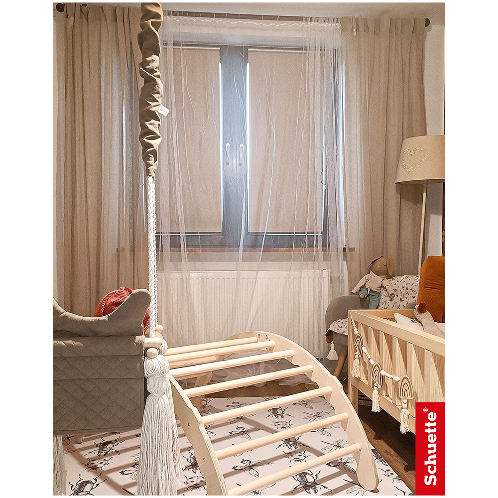 Rideaux pour la chambre de bébé: Exigences et exemples