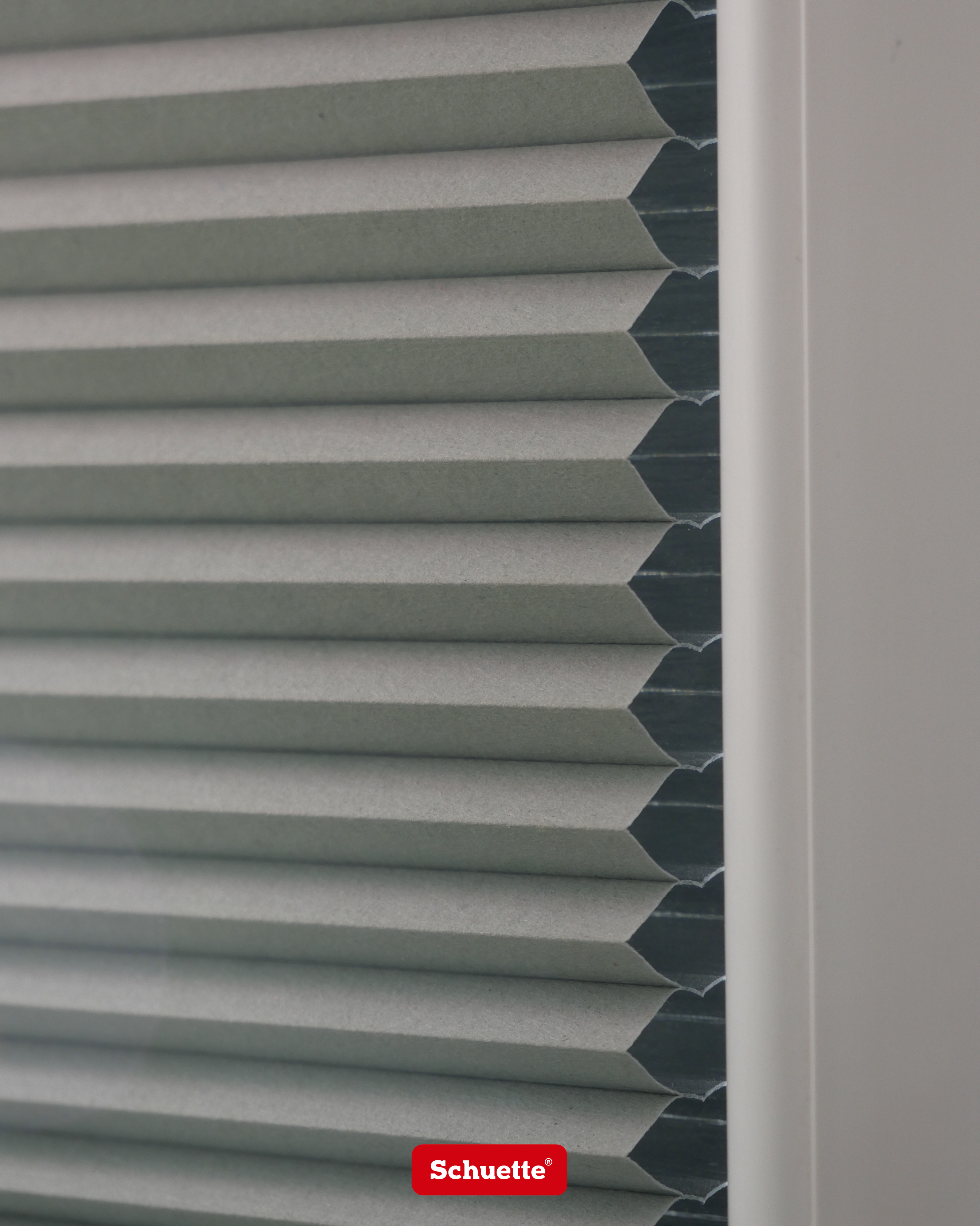 como colocar una ventana en un contenedor